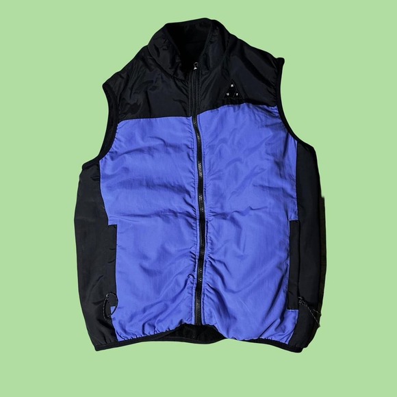VINTAGE EARLY 2000‘s HUF WORLDWIDE ATLAS REVERSIBLE PURPLE/BLACK VEST SIZE M - Picture 2 of 5